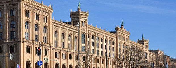 Regierungshauptgebäude